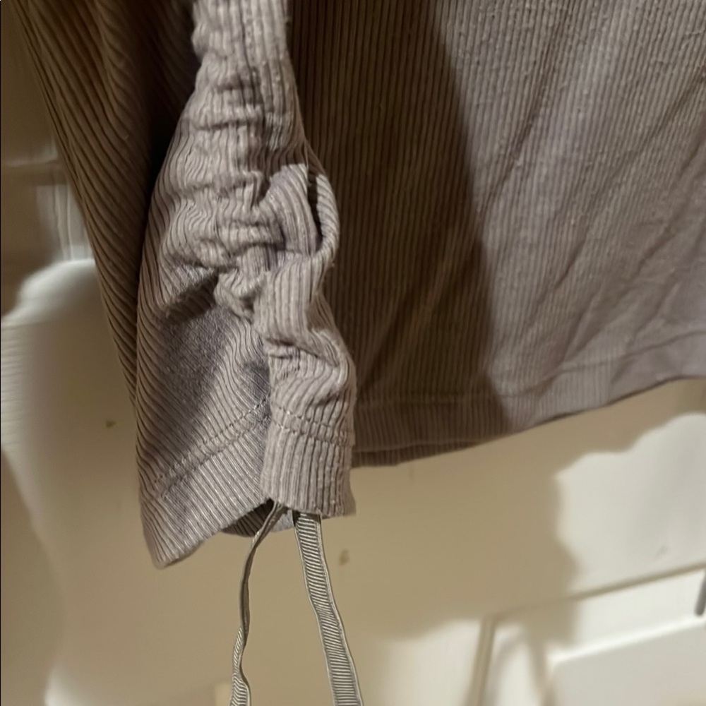 JoyLab Tan Ruched Blouse - Picture 3 of 3